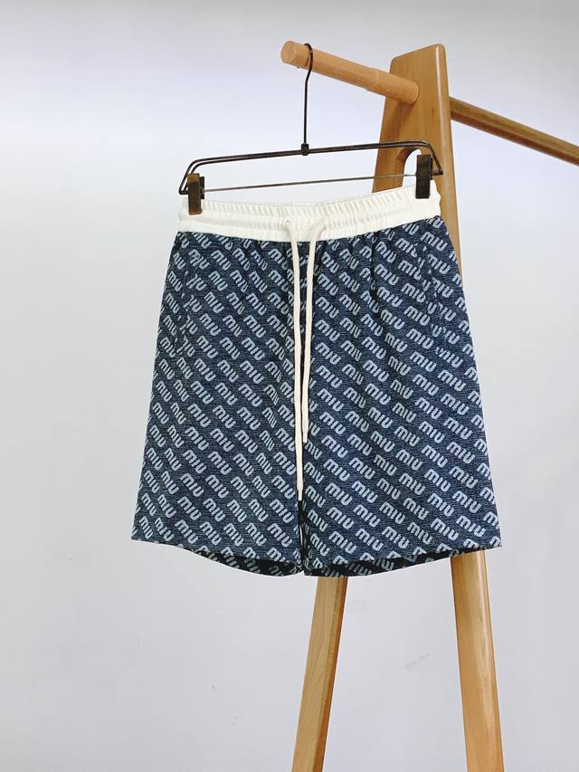 Miumiu 2025Ss spring and summer new product Fully printed casual shorts. The who