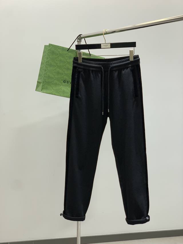 Gucci drawstring embroidered casual trousers Fashion series, unique design, draw