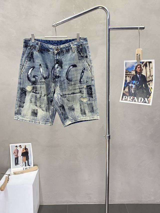 Gucci exclusive new high-end version of casual denim shorts! Custom-made fabrics