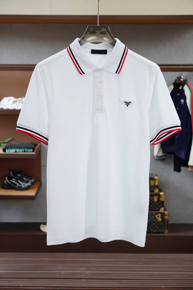 Prada-Prada-2025 Spring and Summer new men's short-sleeved T-shirt, a fashionabl