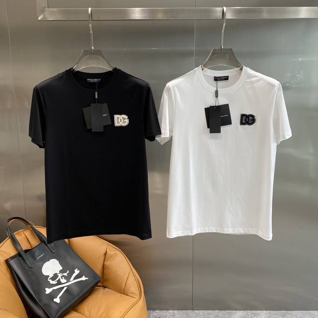 Dg home Dolce & Gabbana short sleeves, cool and stylish choice for summer Versat