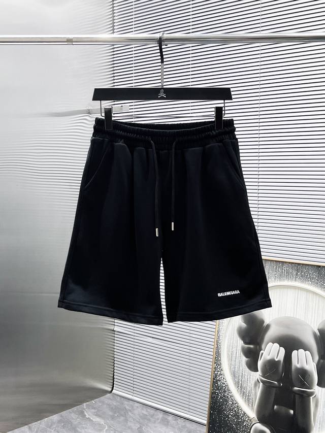 Balenciaga 2025 summer new shorts casual pants, high-end version! Custom-made fa