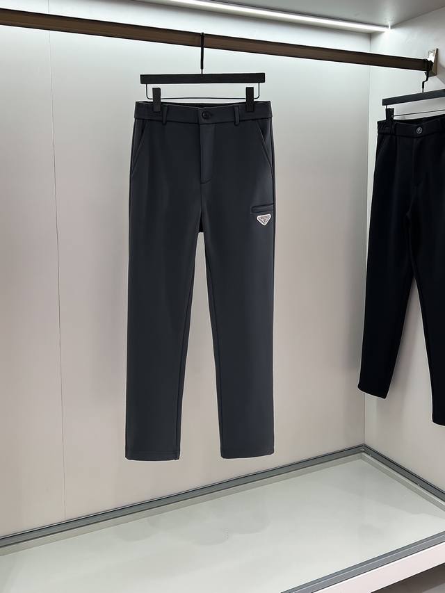 Pr Casual sweatpants, high-end quality, custom original fabrics and hardware. Cl