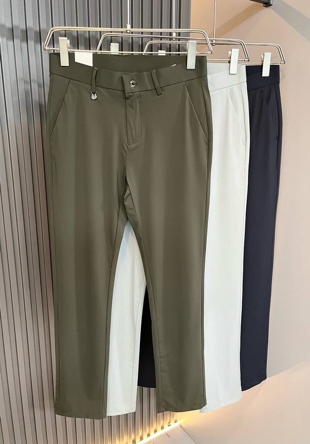 Moncl*R latest trade order casual trousers for spring and summer! In perfect con