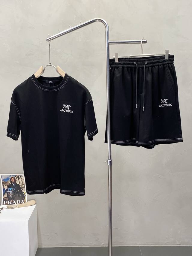 set. Arc'Teryx exclusive spring and summer men's short-sleeved suit. A must-have