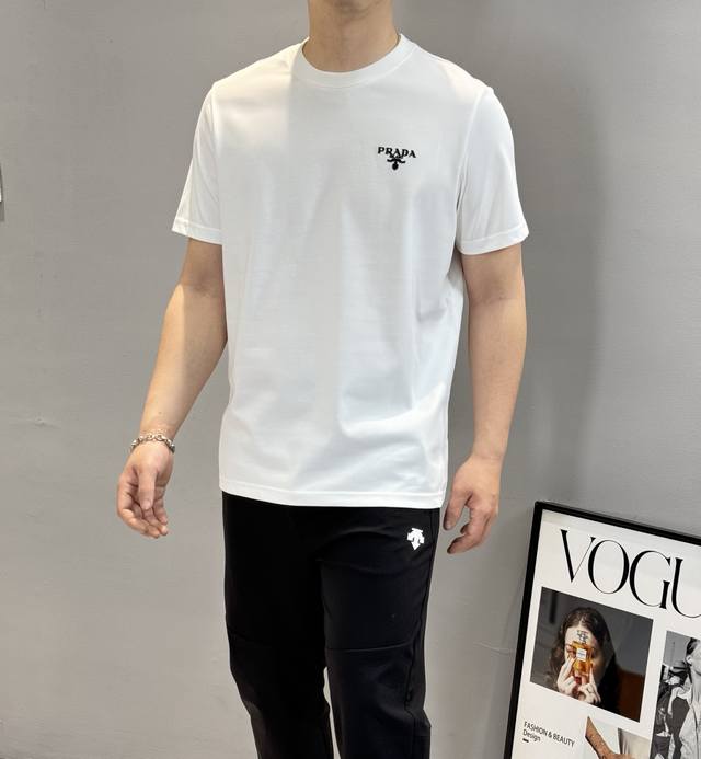 Prad*A Pra-Da 25S new round neck short-sleeved T-shirt, basic clean version will