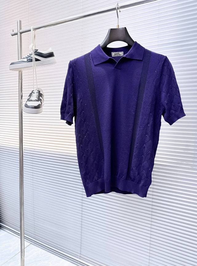 Hermes 25Ss new knitted short sleeves, super classic design, simple without any