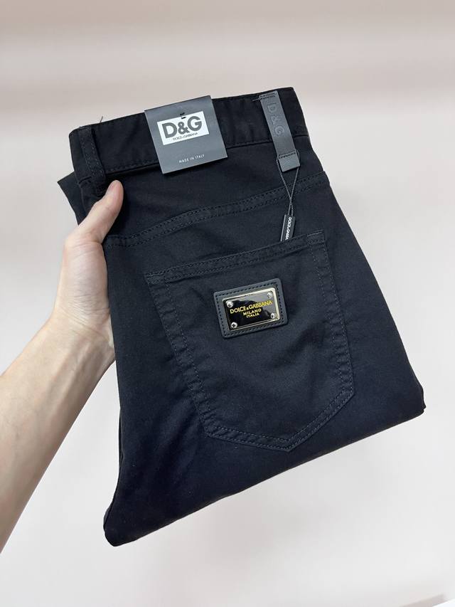 Mainly promote D&G Exclusive supply of new Dolce & Gabbana trendy men's fashion