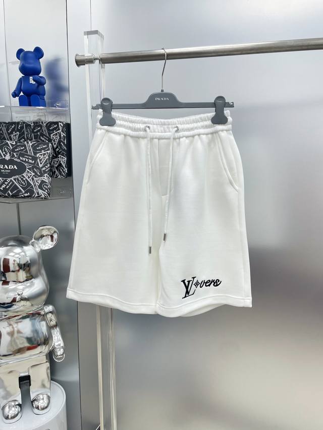 Lv Louis 2025Ss Spring and Summer Embroidered Letters Casual Shorts Rr Very comf