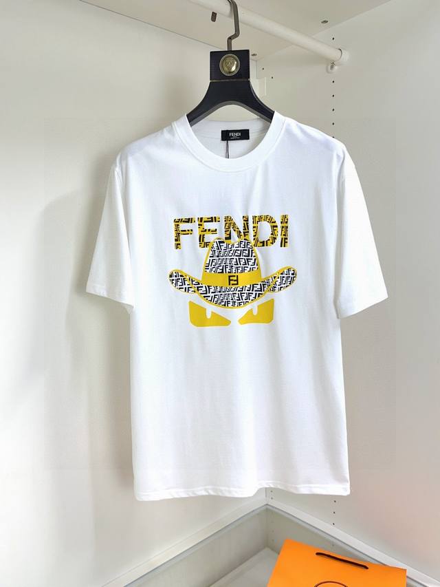 Fendi can wear up to 200 pounds. Top round neck casual short sleeves. High-end c