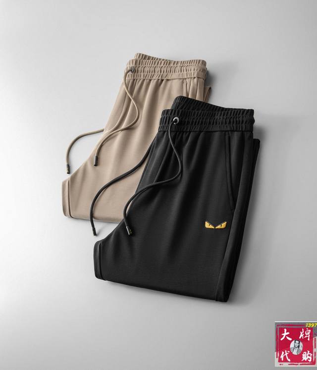 Fendi new product. Custom-made high-quality fashionable elastic casual pants. Su