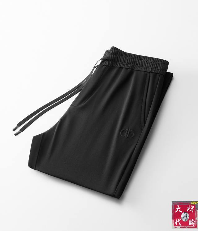 Salvatore Ferragamo new product. Custom-made high-quality fashionable elastic ca