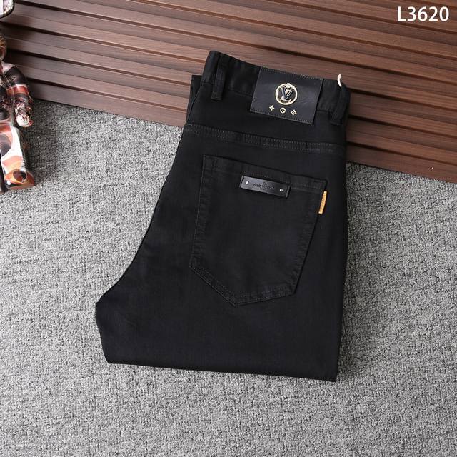 Spring and Summer Style: L3620 Size: 29-42