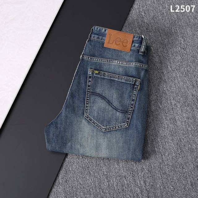 Spring and Summer Style: L2507 Size: 29-42