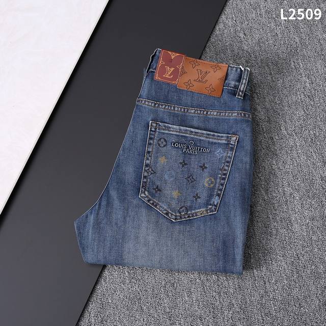 Spring and Summer Style: L2509 Size: 29-42