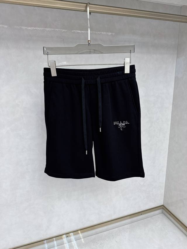 Prada 2025 new summer casual shorts! Available on the official website. Brand cl