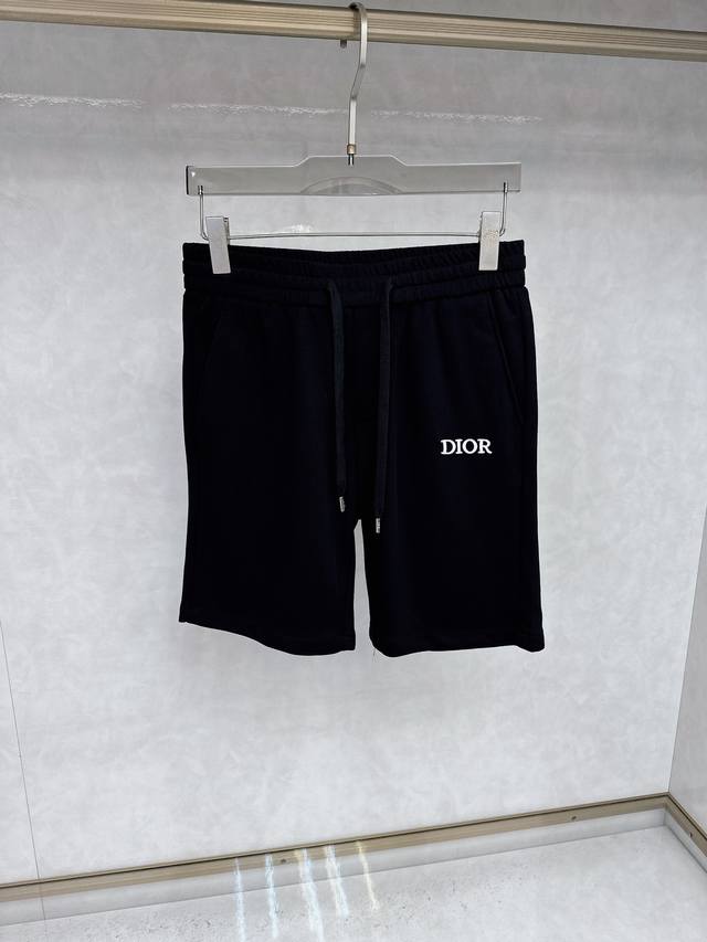 Dior 2025 summer new casual shorts! Available on the official website. Brand cla