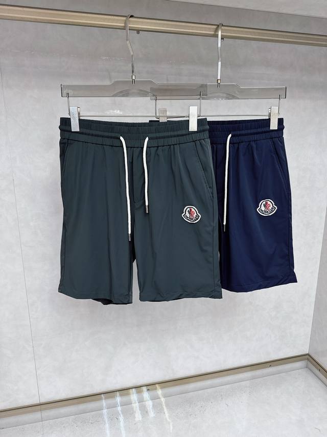 Moncler 2025 new summer casual shorts! Available on the official website. Brand