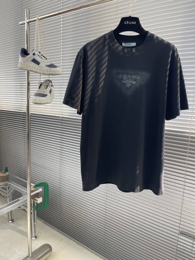 Prad 2025 Spring and Summer new short-sleeved T-shirt is classic and fashionable
