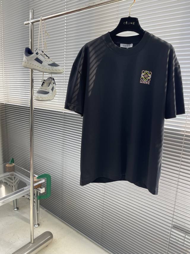 Loew 2025 Spring and Summer New Short-sleeved T-shirt Very personalized and high