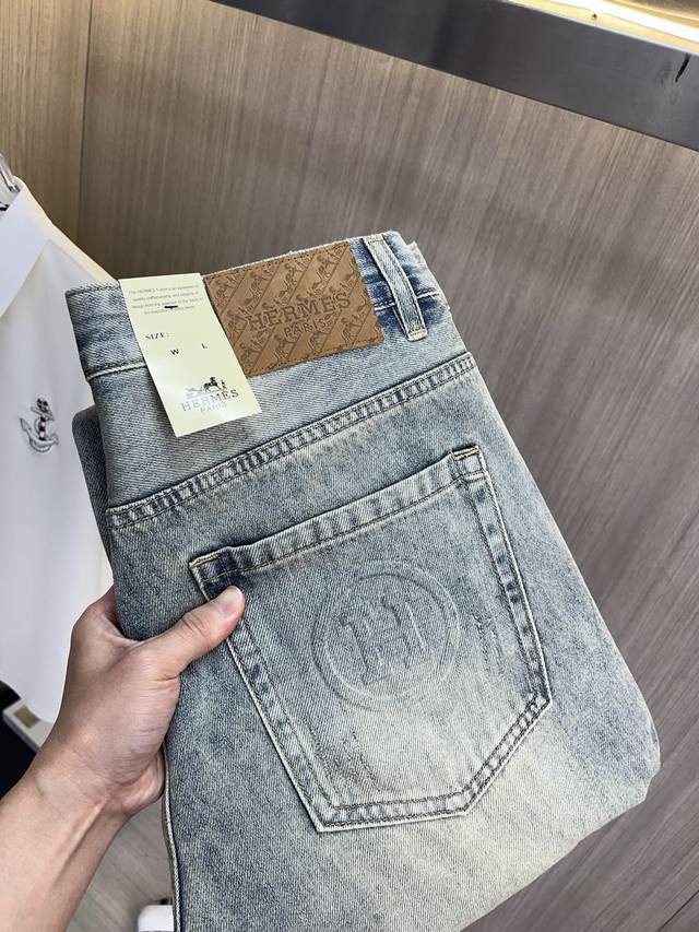 Hermes 2025 new men's jeans are comfortable and elastic. Exclusively sold, fashi