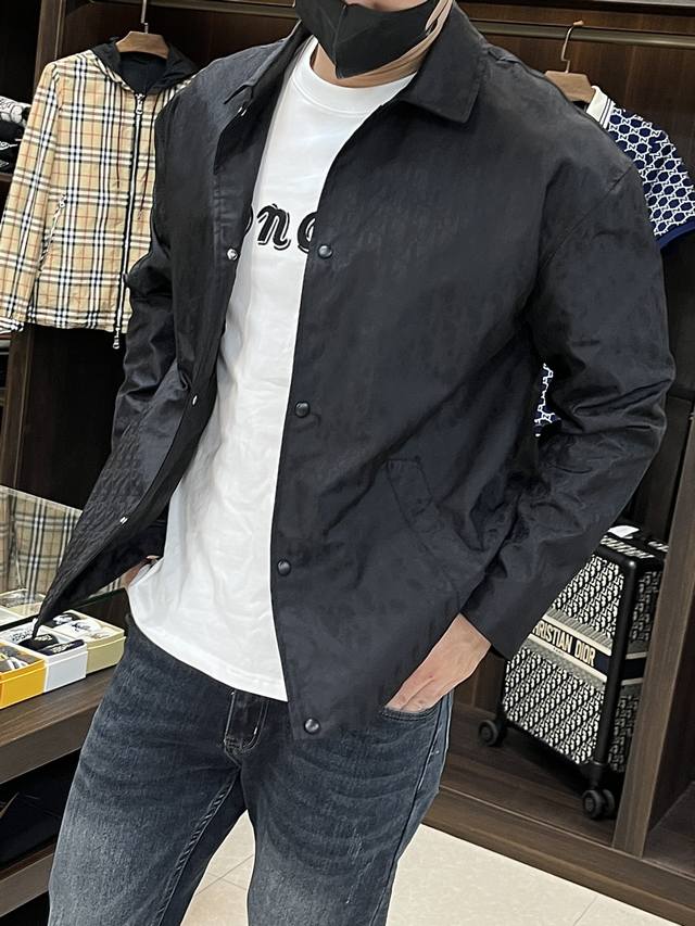 Featured Dior 25Ss New Jacquard Light Jacket New for 2025, this bomber jacket fe