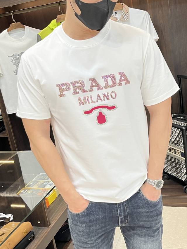 Mainly promote Prada Exclusive for the new Prada autumn fashion casual round nec