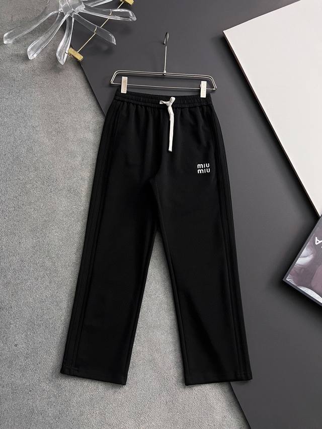 Miumi*, 2025Ss popular casual pants straight loose lazy style A new interpretati