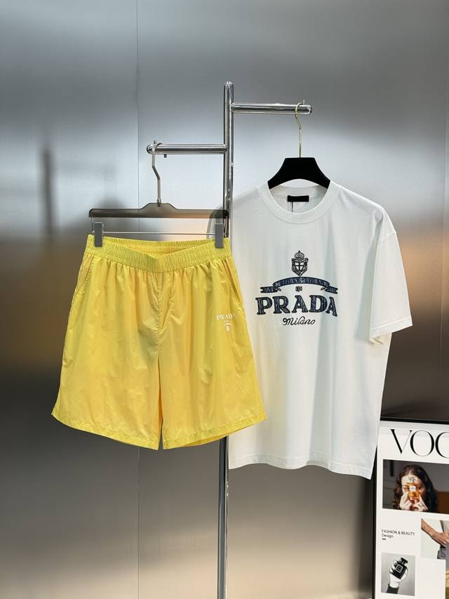 Clothes - . Pants - . Prad*A Prada 25S new shorts! Classic Prada letter logo und
