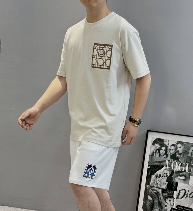 Clothes - . Pants - . Dio*R Dior 25S new round neck T-shirt. Unisex. Made of 230