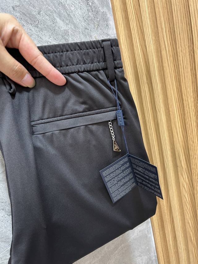 Prada 2025 Spring and Summer New Products Three Standards Complete Trousers Casu