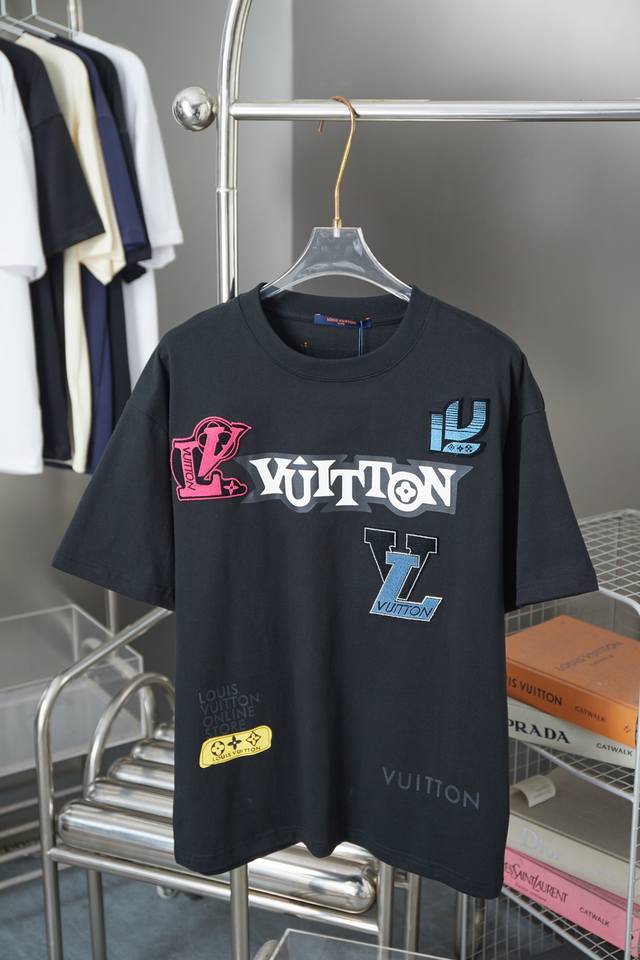 Louis Lv 25Ss early spring new short-sleeved toothbrush embroidered Lv letter sh