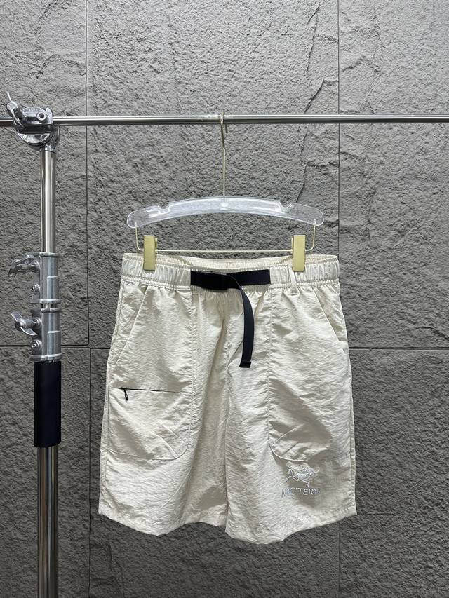 Arc'teryx 2025Ss summer new outdoor sports shorts. Simple letter print Logo desi