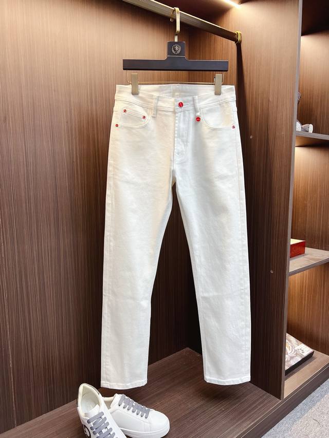 Kiton new arrival 2610 spring and summer new products are available at the count