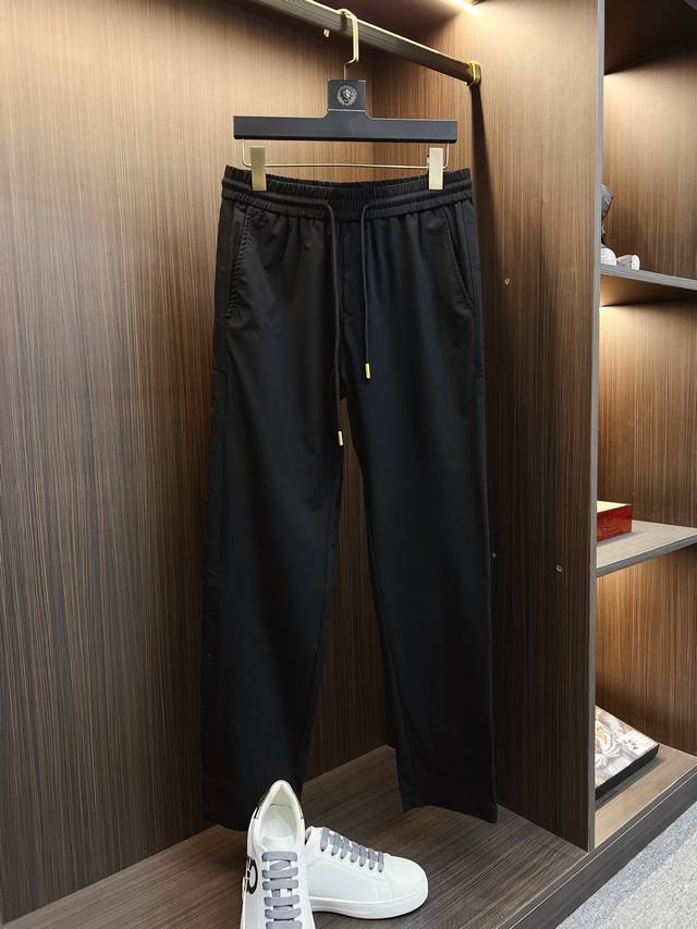 LV 25 Spring and Summer new products, minimalist sports, create a refreshing mod