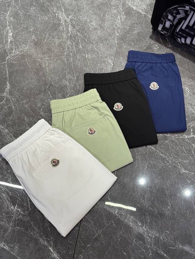 Moncle* 25Ss shorts! Classic cap logo. Simple and advanced. High-density ice-fee