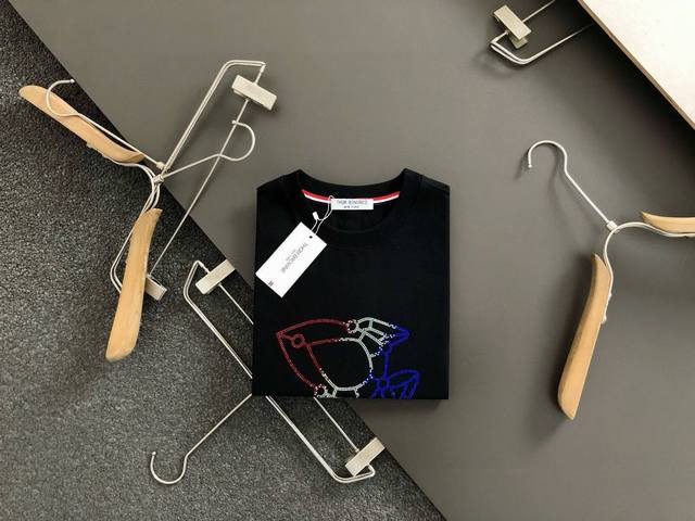 Tb**Fit version M-Xxxl 25 Spring and summer top black color spaceship hot diamon