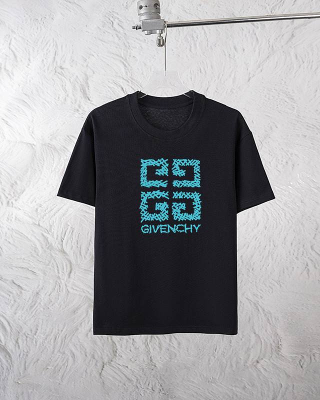 Givenchy's latest high-end men's goods in 2025, the letter logo print on the che