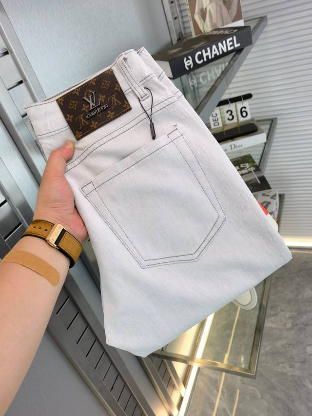 Lv 25Ss Spring and Summer new men's small straight original jeans. Early spring