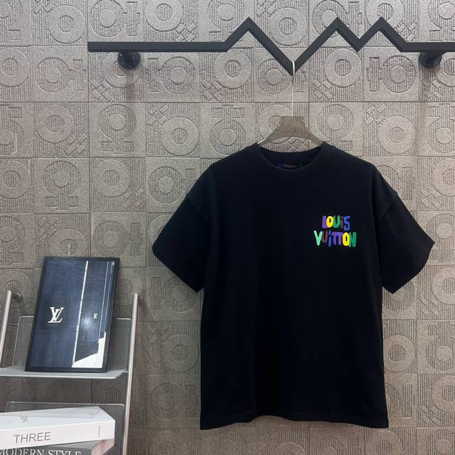 Louis Vuitton hand-painted letter print Logo is refined and upgraded, inspired b