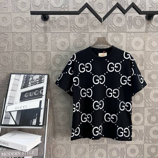 Gucci Gucci full-letter logo with large pattern The logo is refined and upgraded