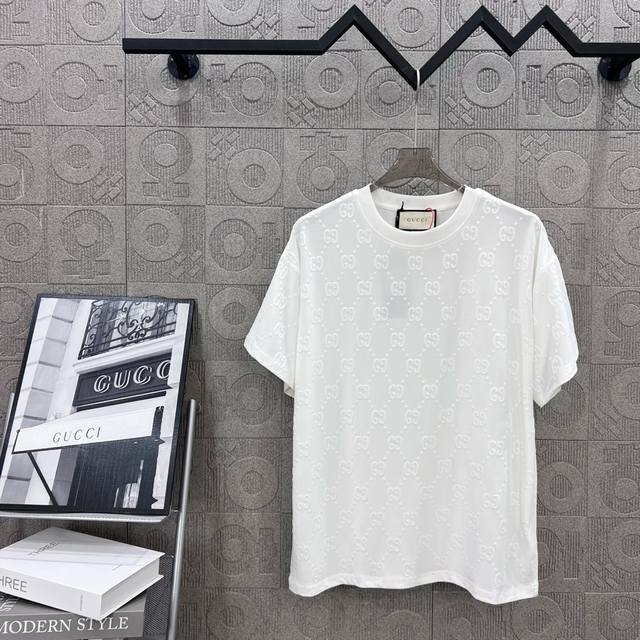 Gucci flocked jacquard towel embroidery The large logo is exquisitely upgraded,