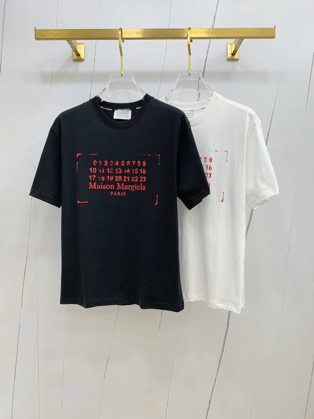 Margiela 2025 summer new short-sleeved T-shirt, the first exclusive online debut