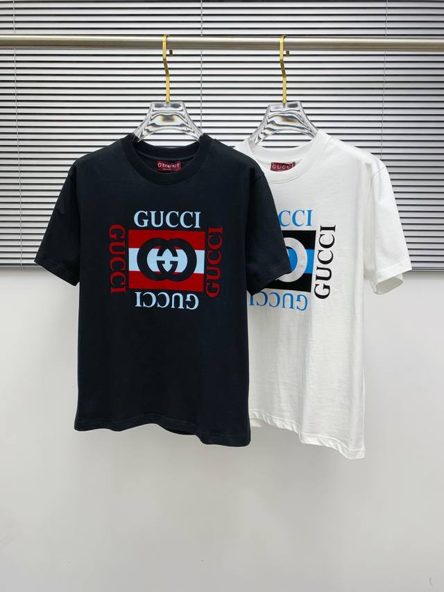 Gucci 2025 Spring and Summer new unisex short-sleeved T-shirts, the latest model