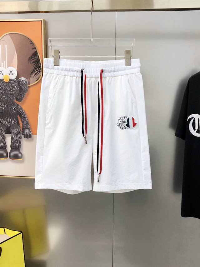M*Ncler Moncler 2025 Spring and Summer new original men's casual shorts are sold