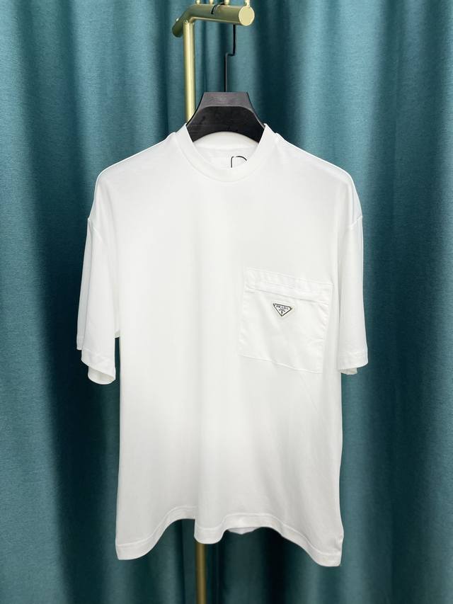 Prada chest zipper pocket short sleeves The fabric is made of original 50s recyc