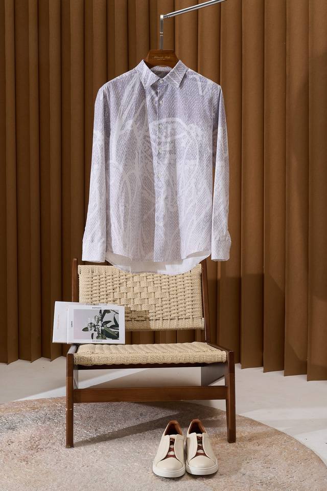 Linen-cotton shirt is a perfect fusion of nature and comfort. The pattern of tre