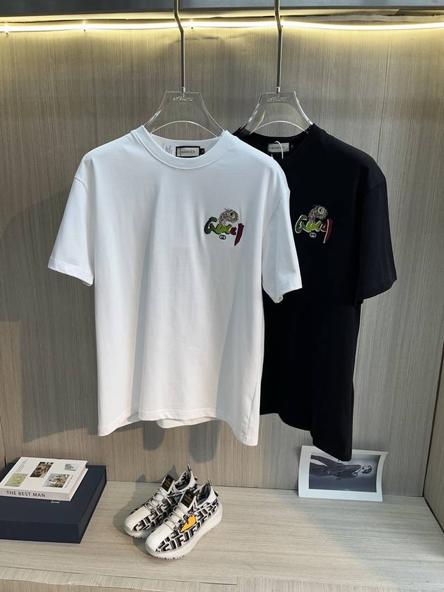 Gucci 2025Ss spring and summer high-quality couple short-sleeved T-shirt, select