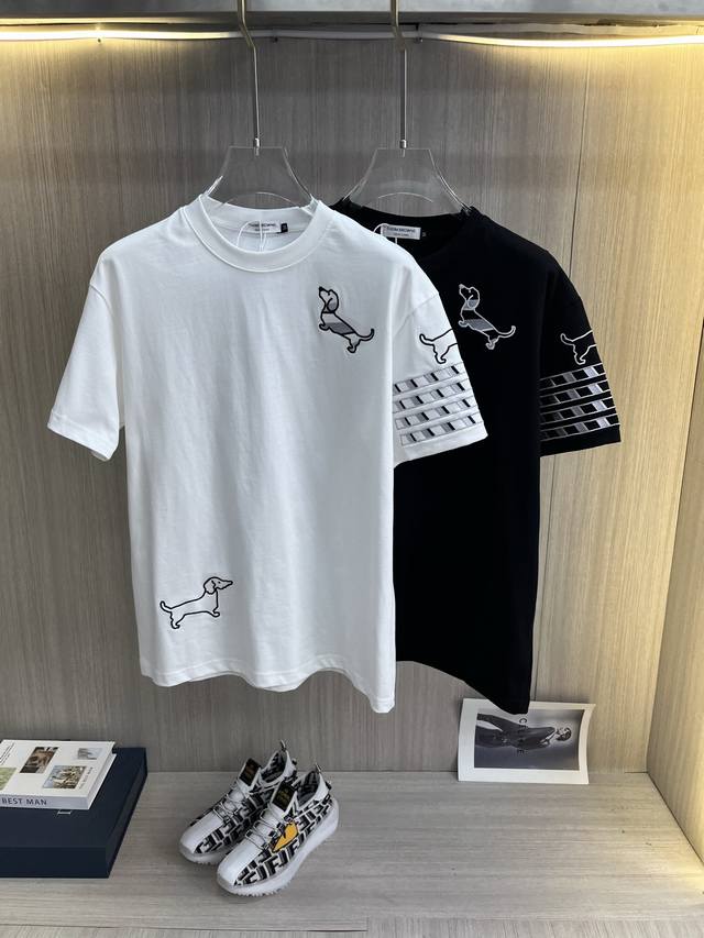 Tb Thom Browne 2025Ss Spring and Summer High-quality Couple Short-sleeved T-shir
