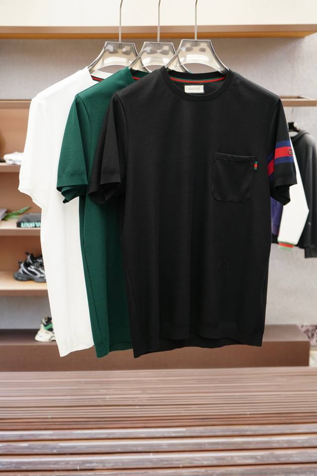 Gucci. 2025 new style; new short sleeves for spring and summer, a must-have for